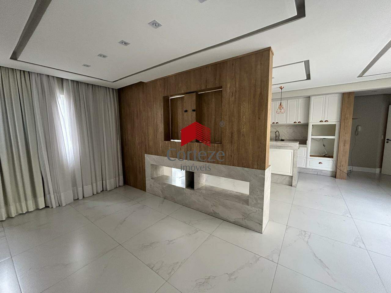 Apartamento para para aluguel no Centro em São José dos Pinhais - 16310: 