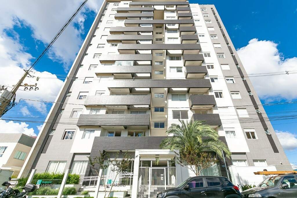 Apartamento de 3 quartos sendo 1 suíte, mobiliado, no Residencial Jardins Centro de São José dos Pinhais