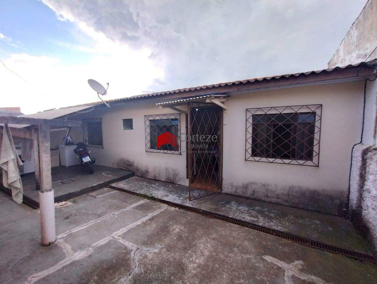 Ótima oportunidade!!! Terreno com 3 Casas à Venda no bairro Santo Antônio.