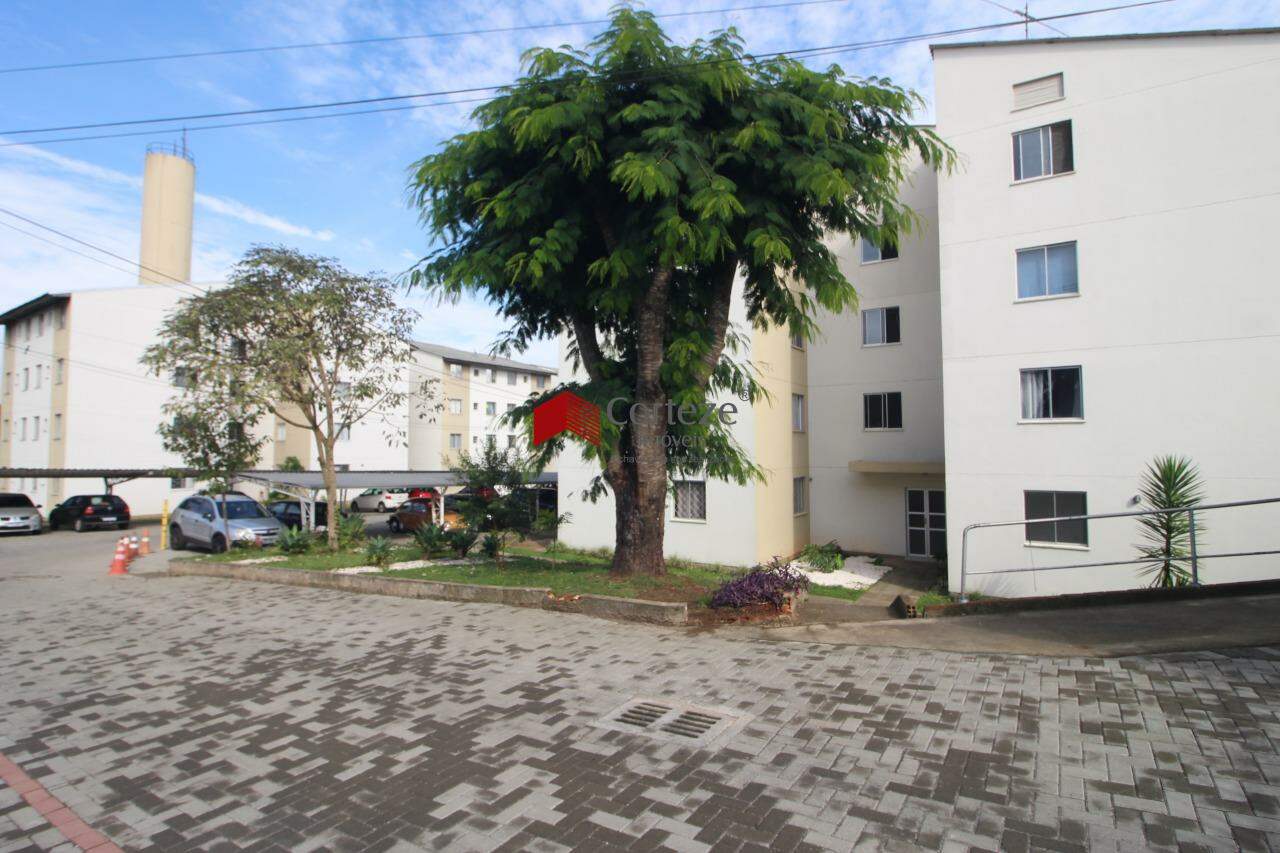Encantador Apartamento para locação de 2 quartos, localizado no Braga.