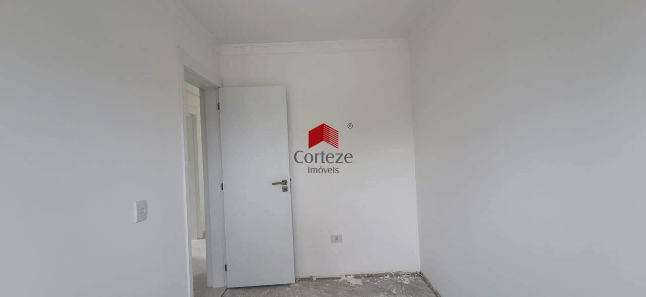 Apartamento para à venda no Centro em São José dos Pinhais - 18046: 
