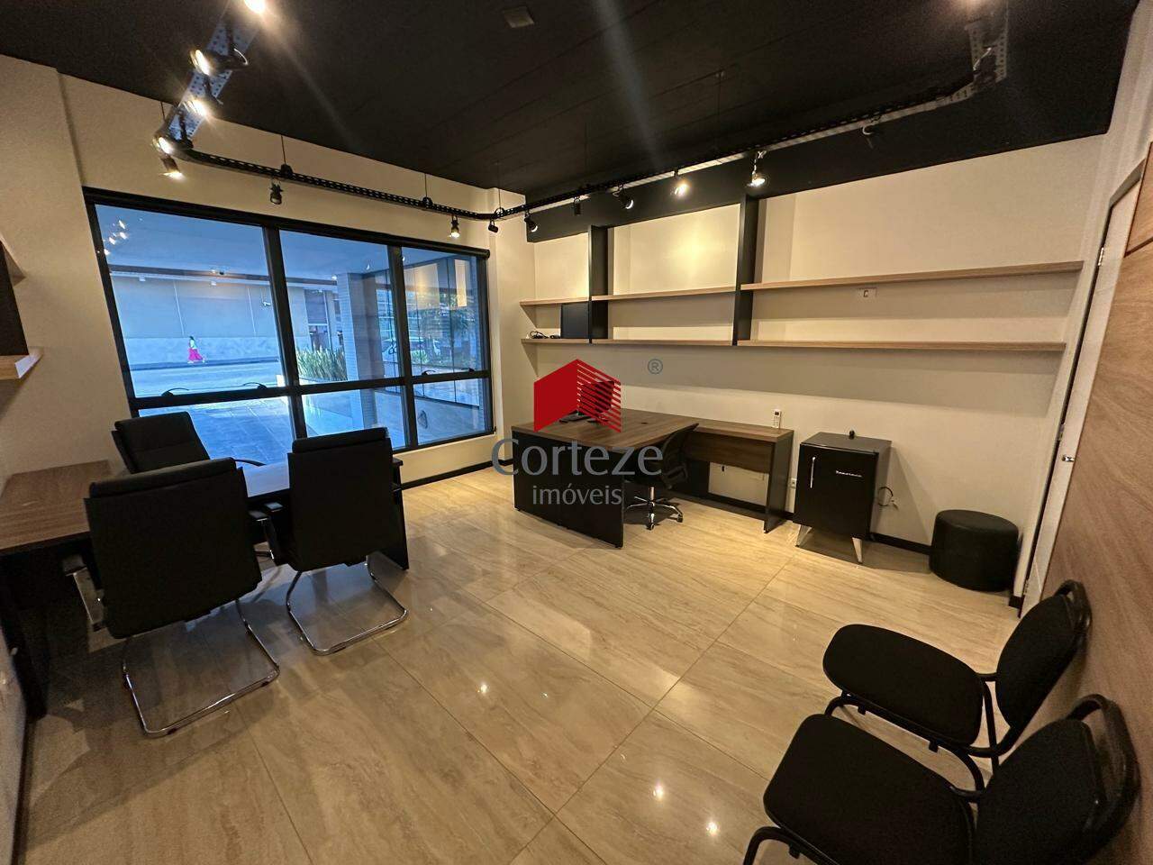 Sala / Conjunto para para aluguel no Centro em São José dos Pinhais - 18067: 