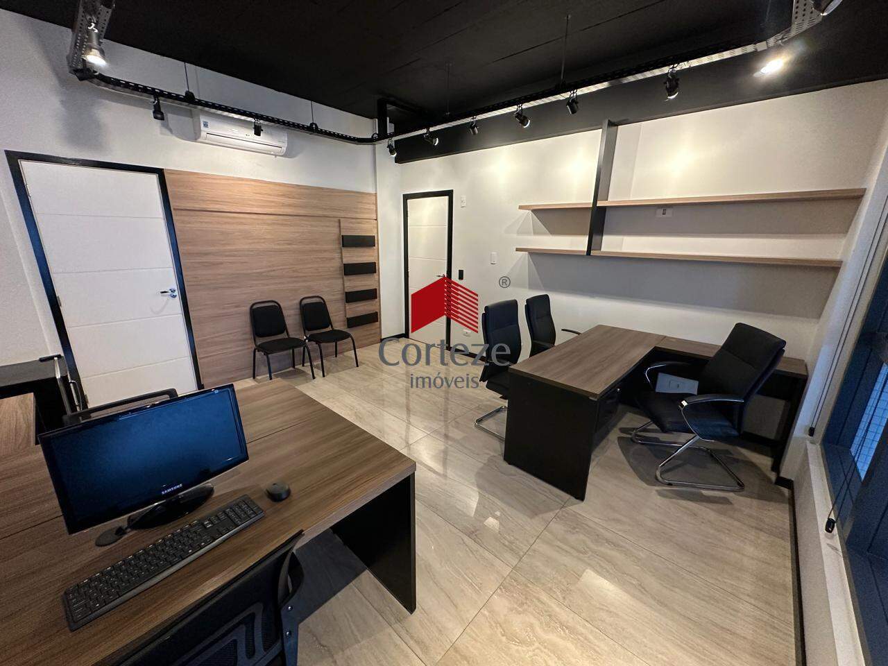 Sala / Conjunto para para aluguel no Centro em São José dos Pinhais - 18067: 