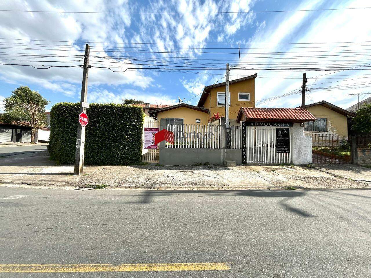 Sobrado com 140m² 3 quartos, à venda, no bairro Alto Boqueirão em Curitiba