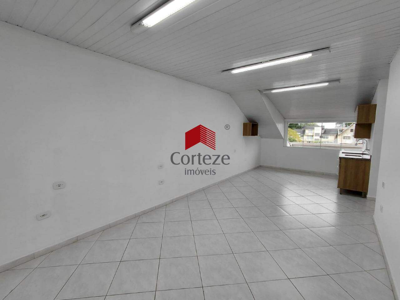 Quitinete para para aluguel no Centro em São José dos Pinhais - 18190: 