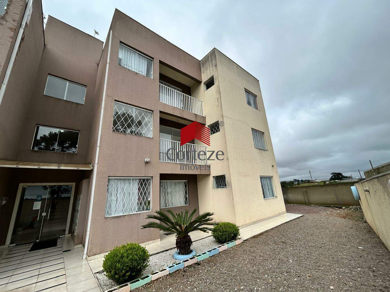 Apartamento para alugar no São Marcos no condomínio Grube - Condomínio Residencial