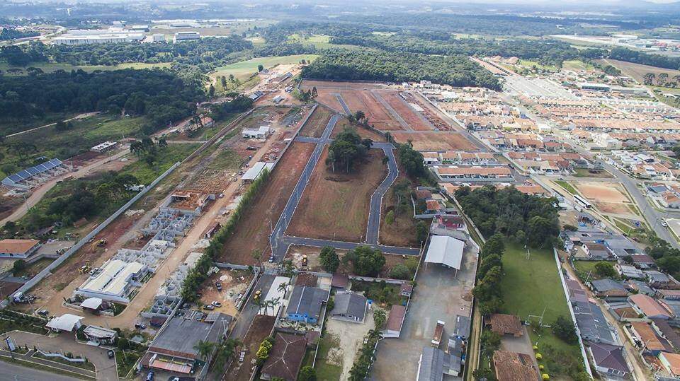 Terreno em condomínio para à venda no Campo Largo da Roseira em São José dos Pinhais - 18785: 