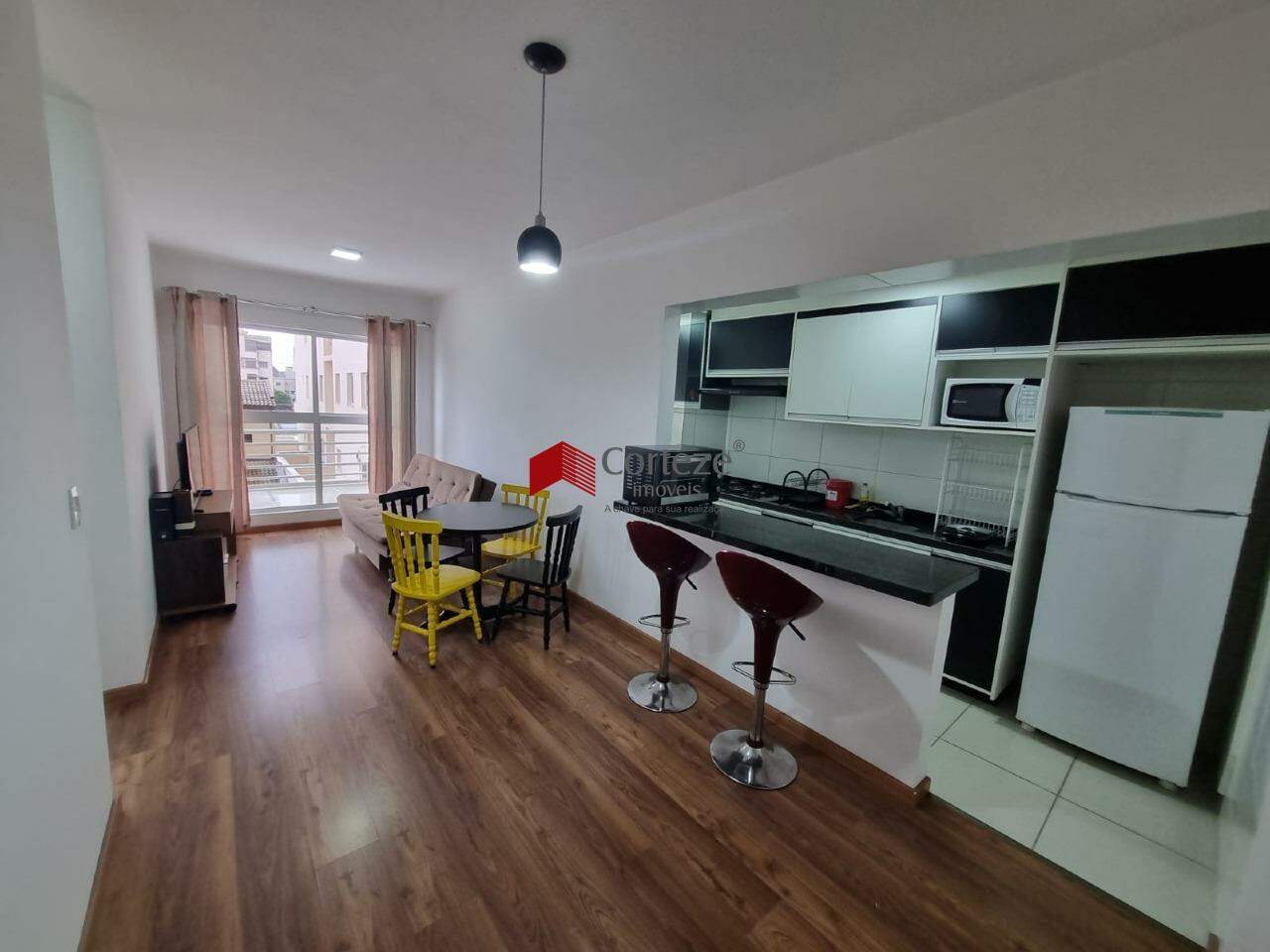 Apartamento para para aluguel no Centro em São José dos Pinhais - 18914: 