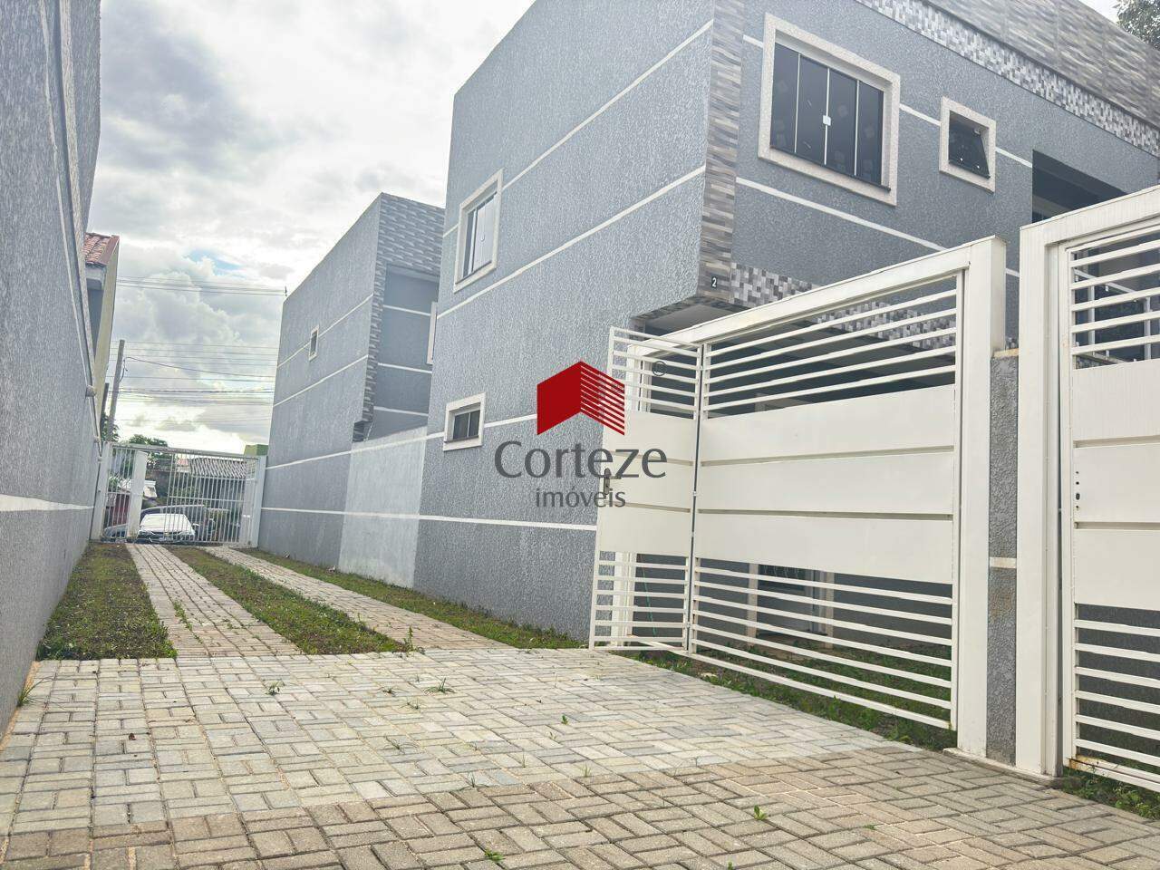 Sobrado com 75,38m² 3 quartos, à venda, no bairro Alto Boqueirão em Curitiba