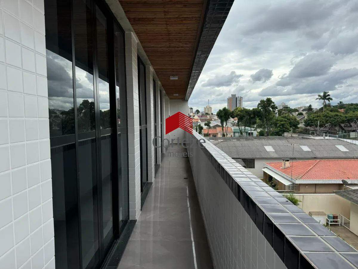 Cobertura para à venda no Centro em São José dos Pinhais - 19516: varanda 1