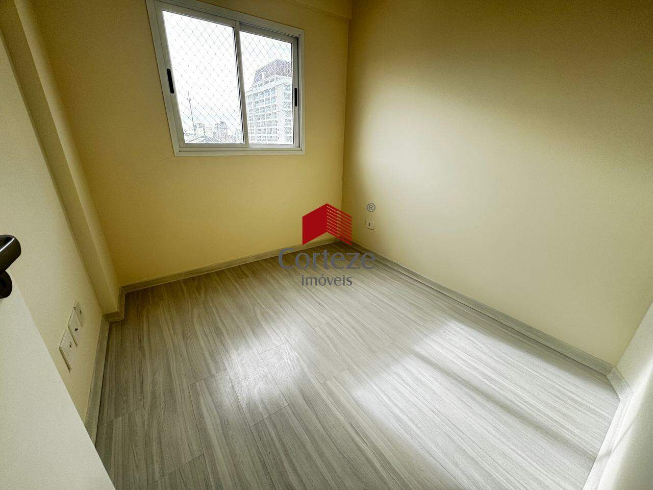 Apartamento para à venda no Centro em Curitiba - 19723: 