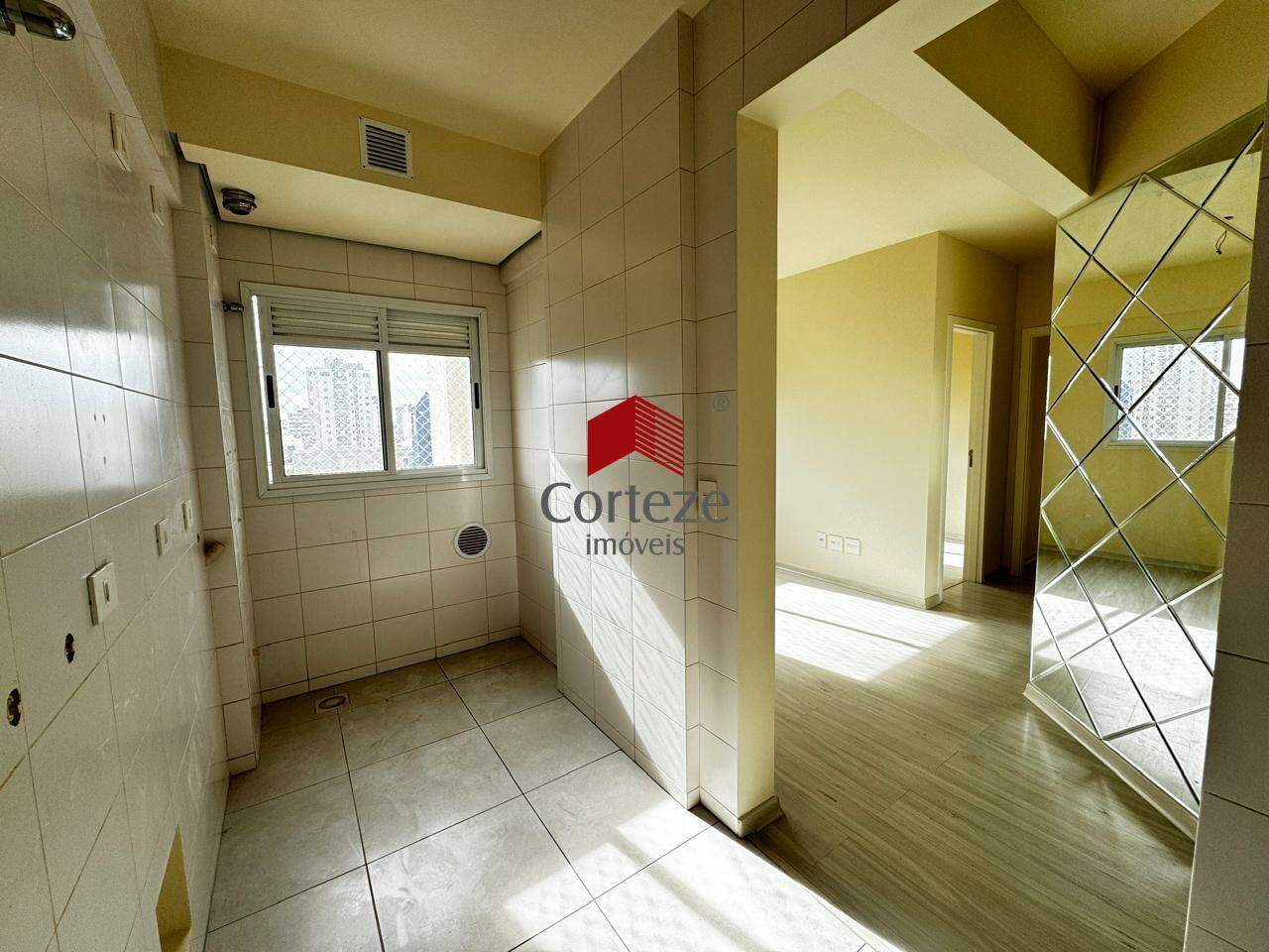 Apartamento para à venda no Centro em Curitiba - 19723: 
