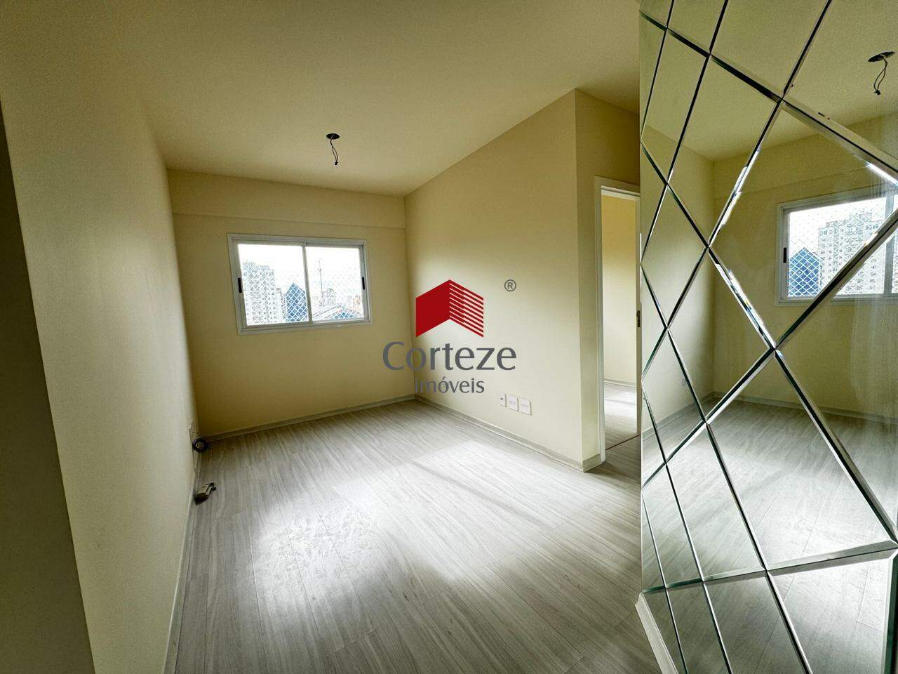 Apartamento para à venda no Centro em Curitiba - 19723: 