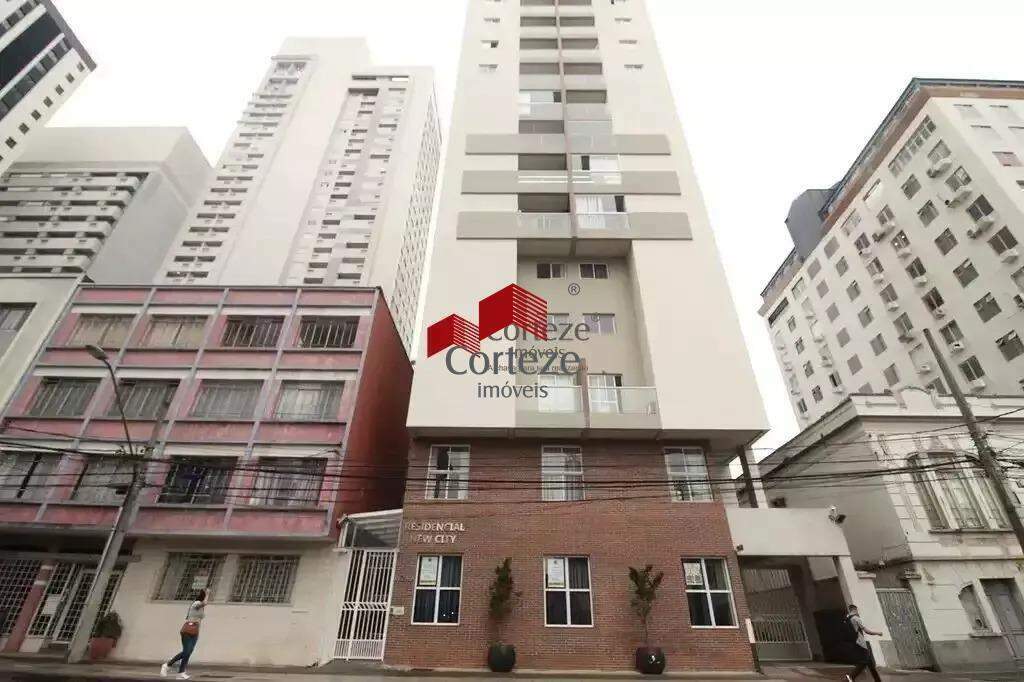 Apartamento para à venda no Centro em Curitiba - 19727: 