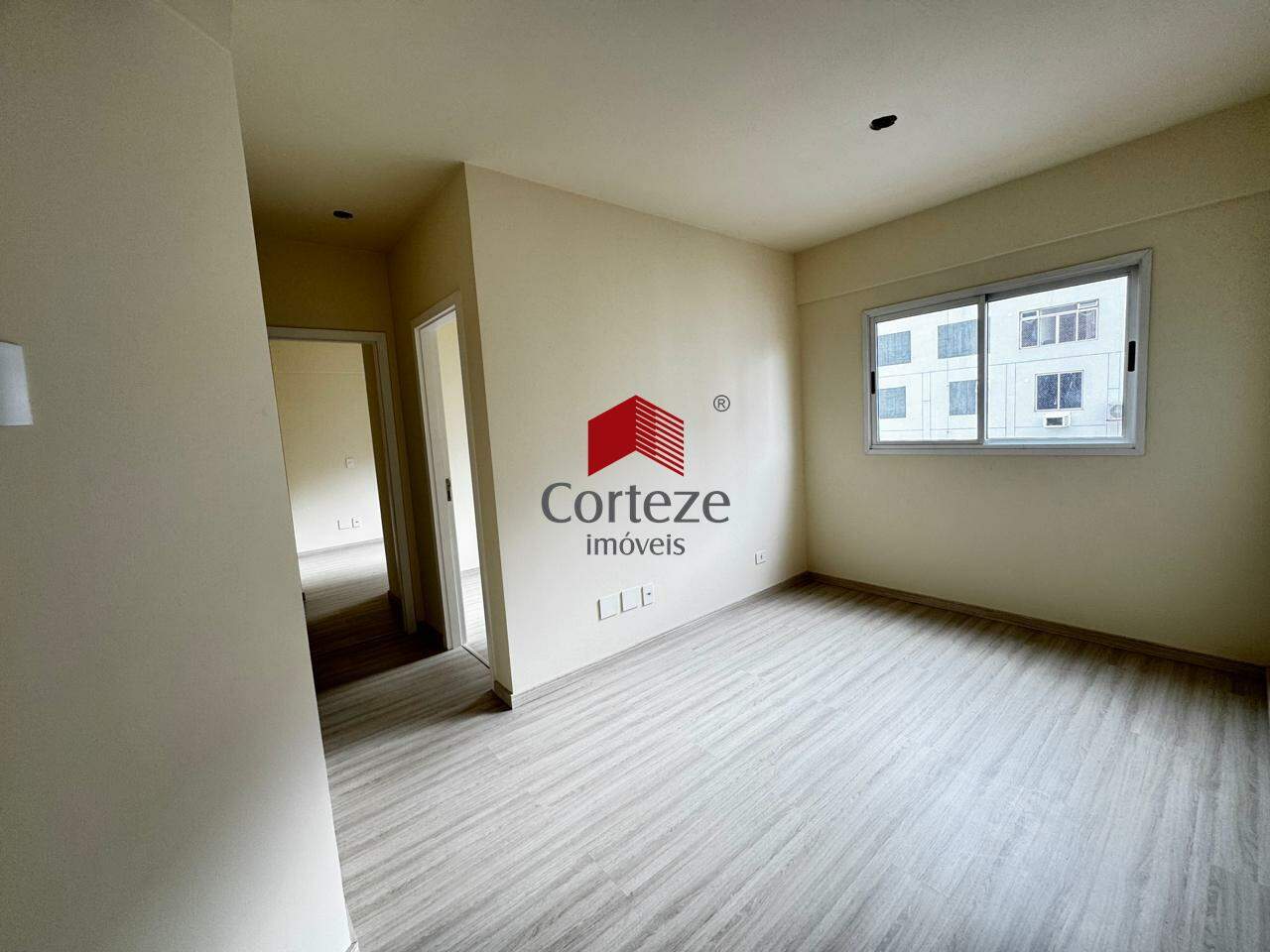 Apartamento para à venda no Centro em Curitiba - 19727: 