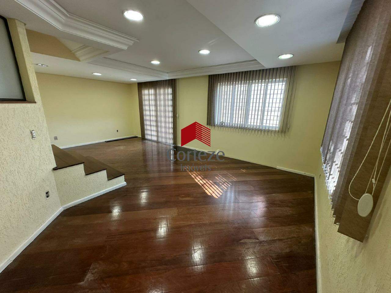 Casa comercial para para aluguel no Centro em São José dos Pinhais - 19755: 