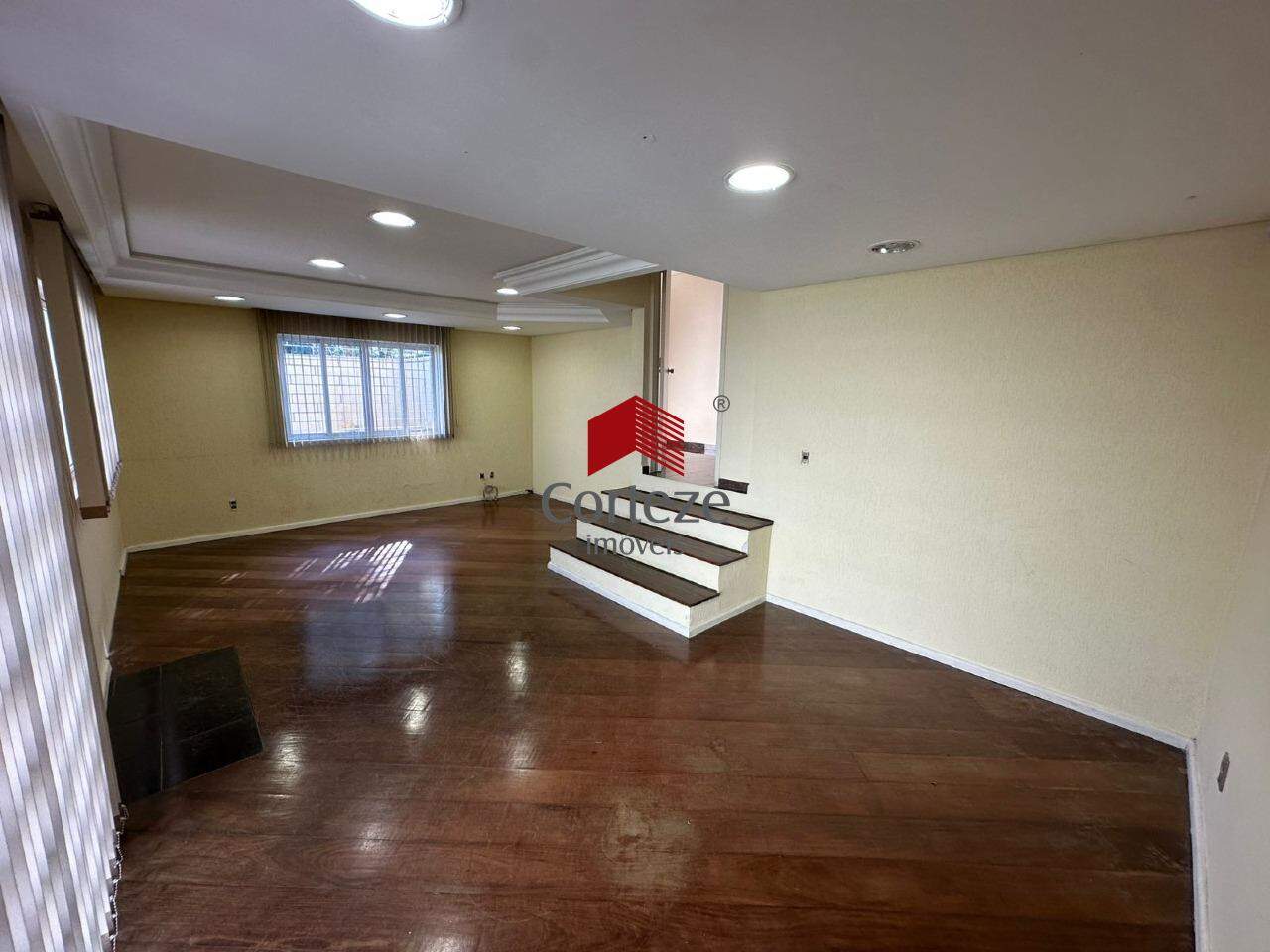 Casa comercial para para aluguel no Centro em São José dos Pinhais - 19755: 