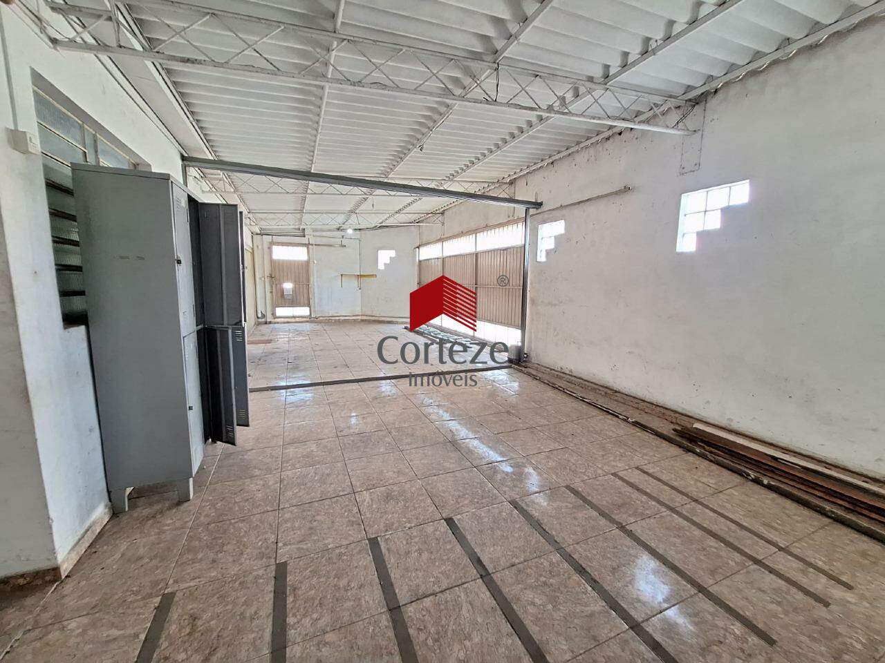 Prédio para para aluguel no Centro em São José dos Pinhais - 20174: 