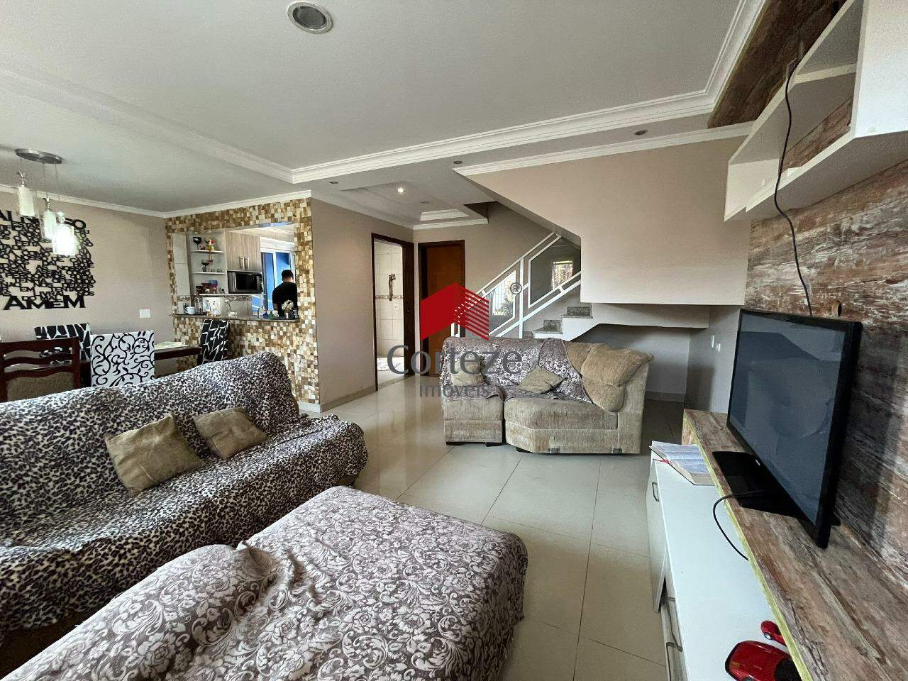 Sobrado para à venda no Jardim Cruzeiro em São José dos Pinhais - 20262: sala de estar
