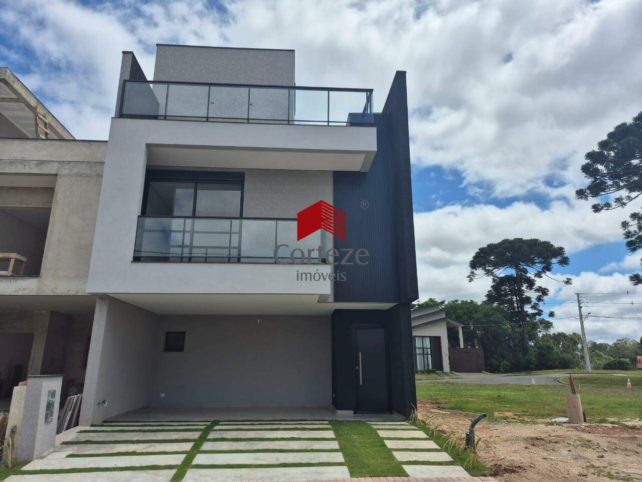 Sobrado em condomínio para à venda no Costeira em São José dos Pinhais - 20324: 