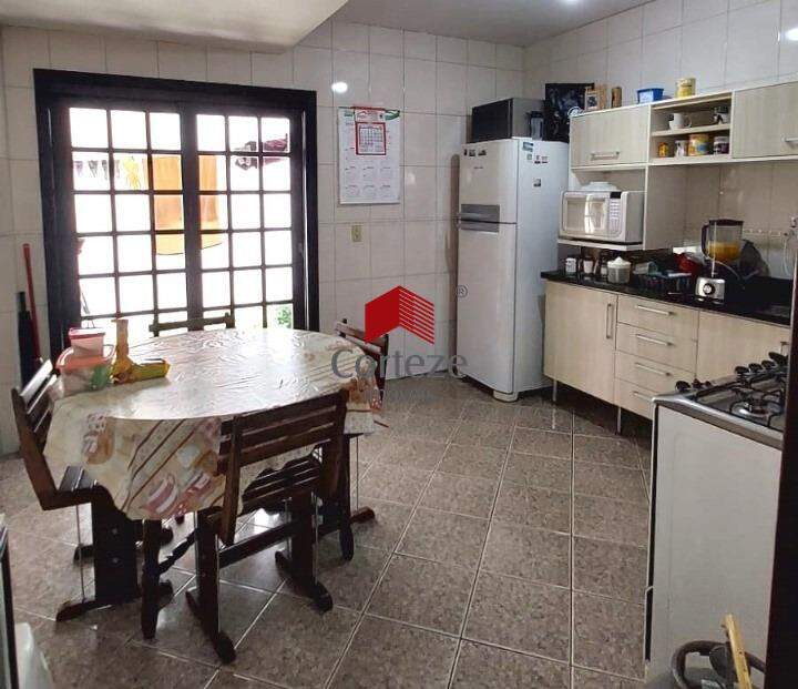 Sobrado para à venda no Cidade Jardim em São José dos Pinhais - 20621: 