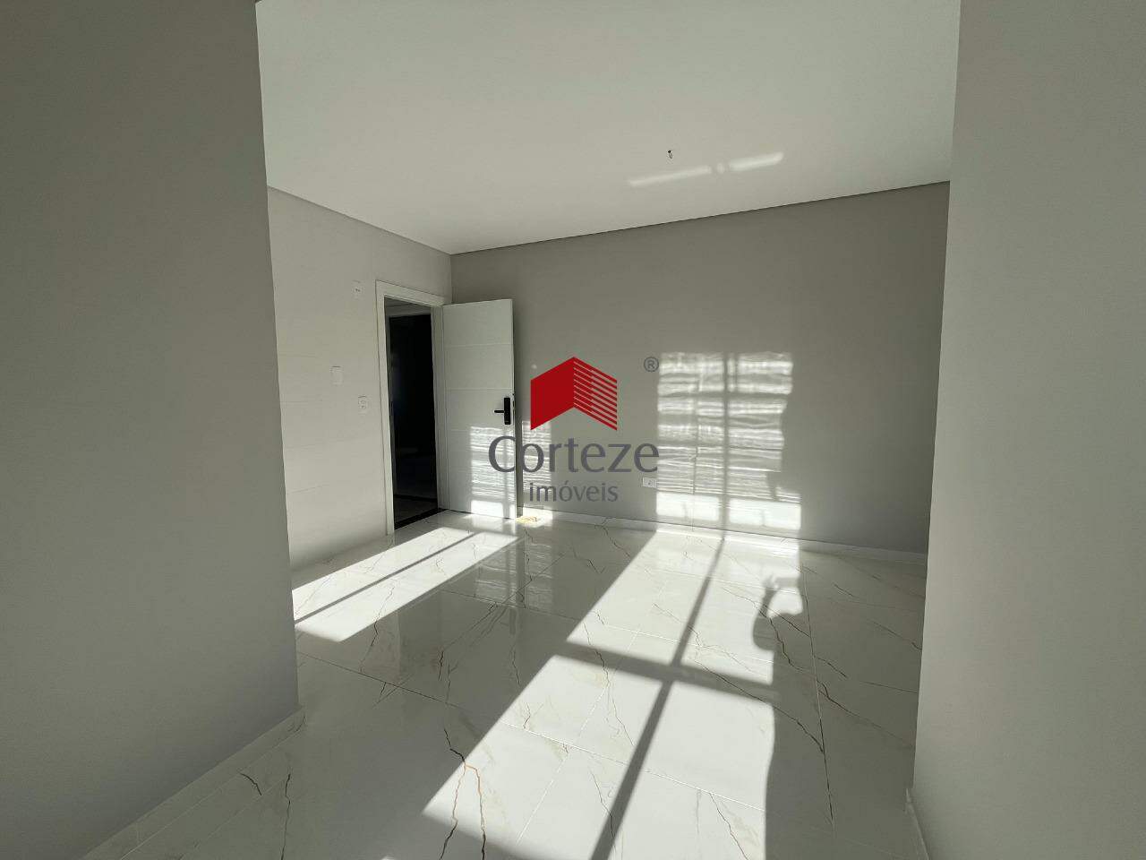 Apartamento para à venda no Boneca do Iguaçu em São José dos Pinhais - 20657: 