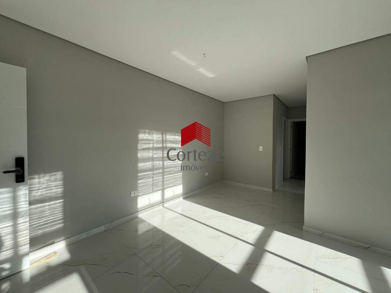 Apartamento para à venda no Boneca do Iguaçu em São José dos Pinhais - 20657: 