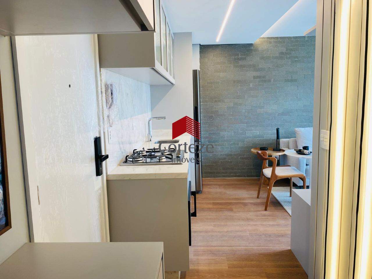 Apartamento para à venda no Centro em Curitiba - 20666: 