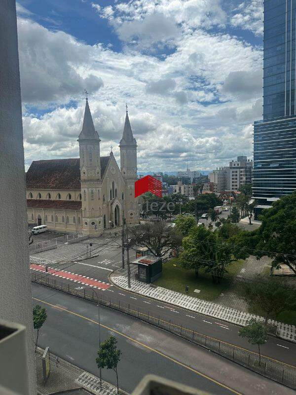 Apartamento para à venda no Juvevê em Curitiba - 20720: Vista Janela da Frente (Sala)