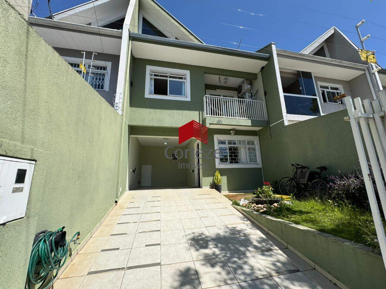 Sobrado para à venda no Aristocrata em São José dos Pinhais - 20743: 