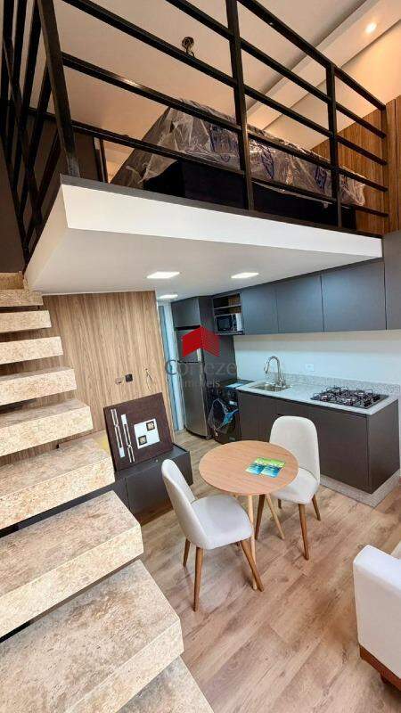 Loft para à venda no Jardim das Américas em Curitiba - 20822: 