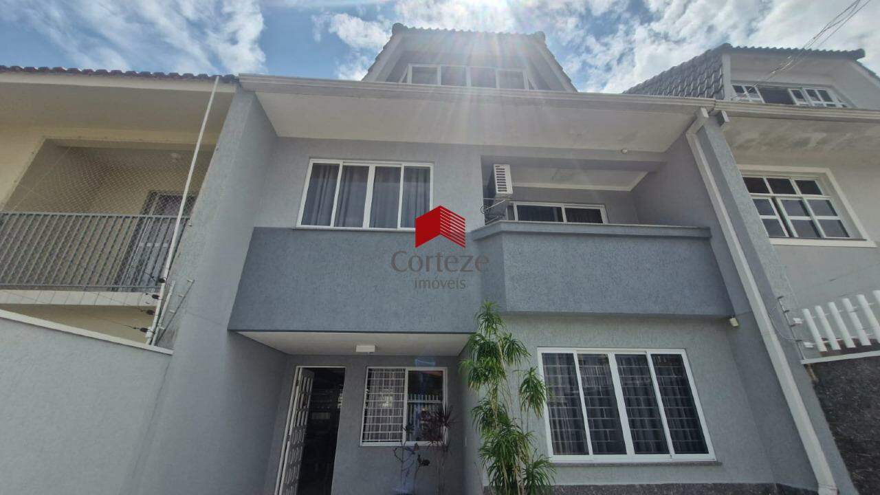 Sobrado para à venda no Ouro Fino em São José dos Pinhais - 20982: 