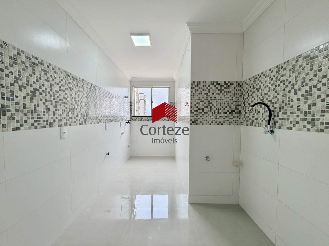 Apartamento para à venda no Colônia Rio Grande em São José dos Pinhais - 21011: 