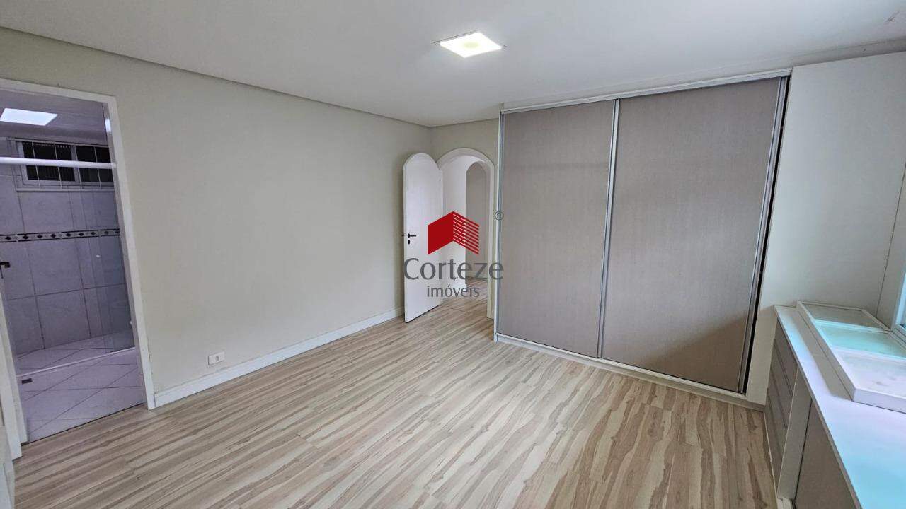 Casa comercial para para aluguel no Águas Belas em São José dos Pinhais - 21021: 