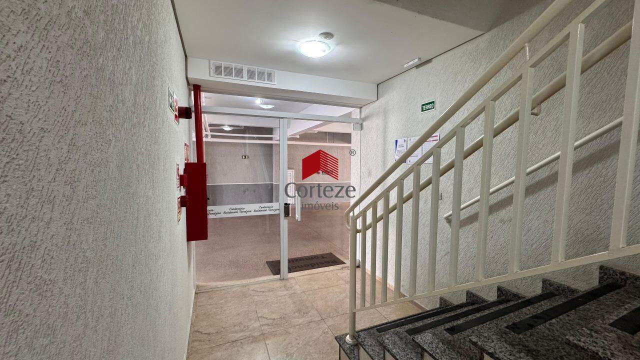Apartamento para para aluguel no Bom Jesus em São José dos Pinhais - 21032: hall