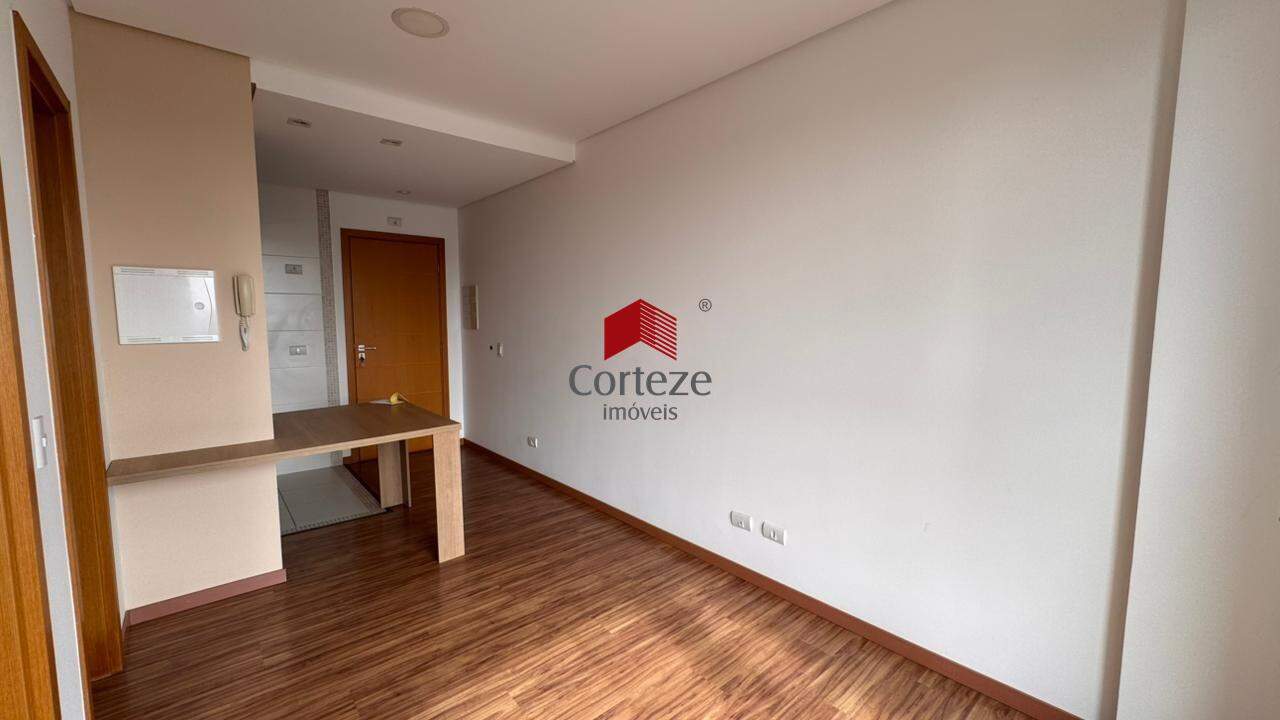 Apartamento para para aluguel no Centro em São José dos Pinhais - 21054: 