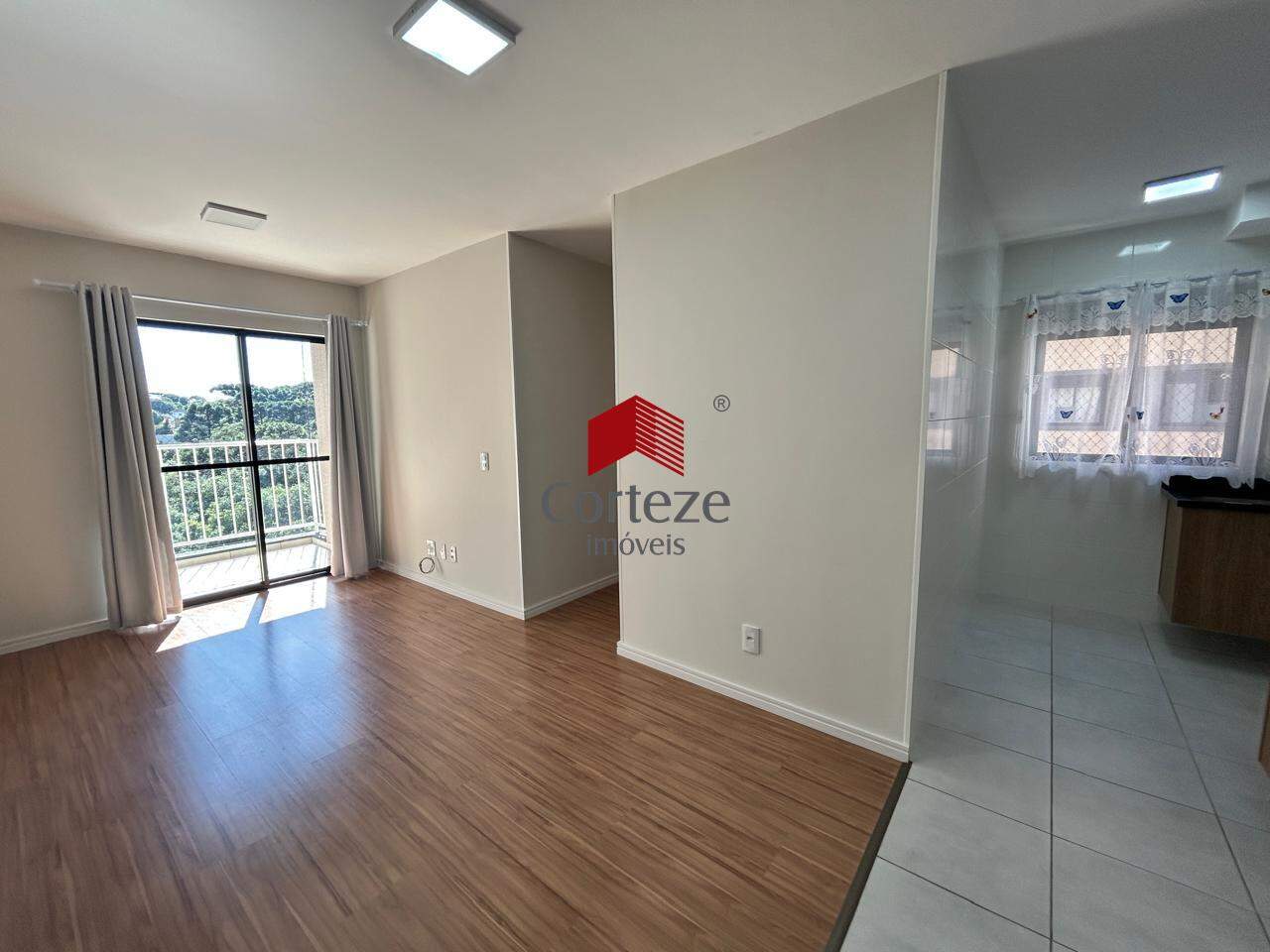 Apartamento para para aluguel no Aristocrata em São José dos Pinhais - 21086: 