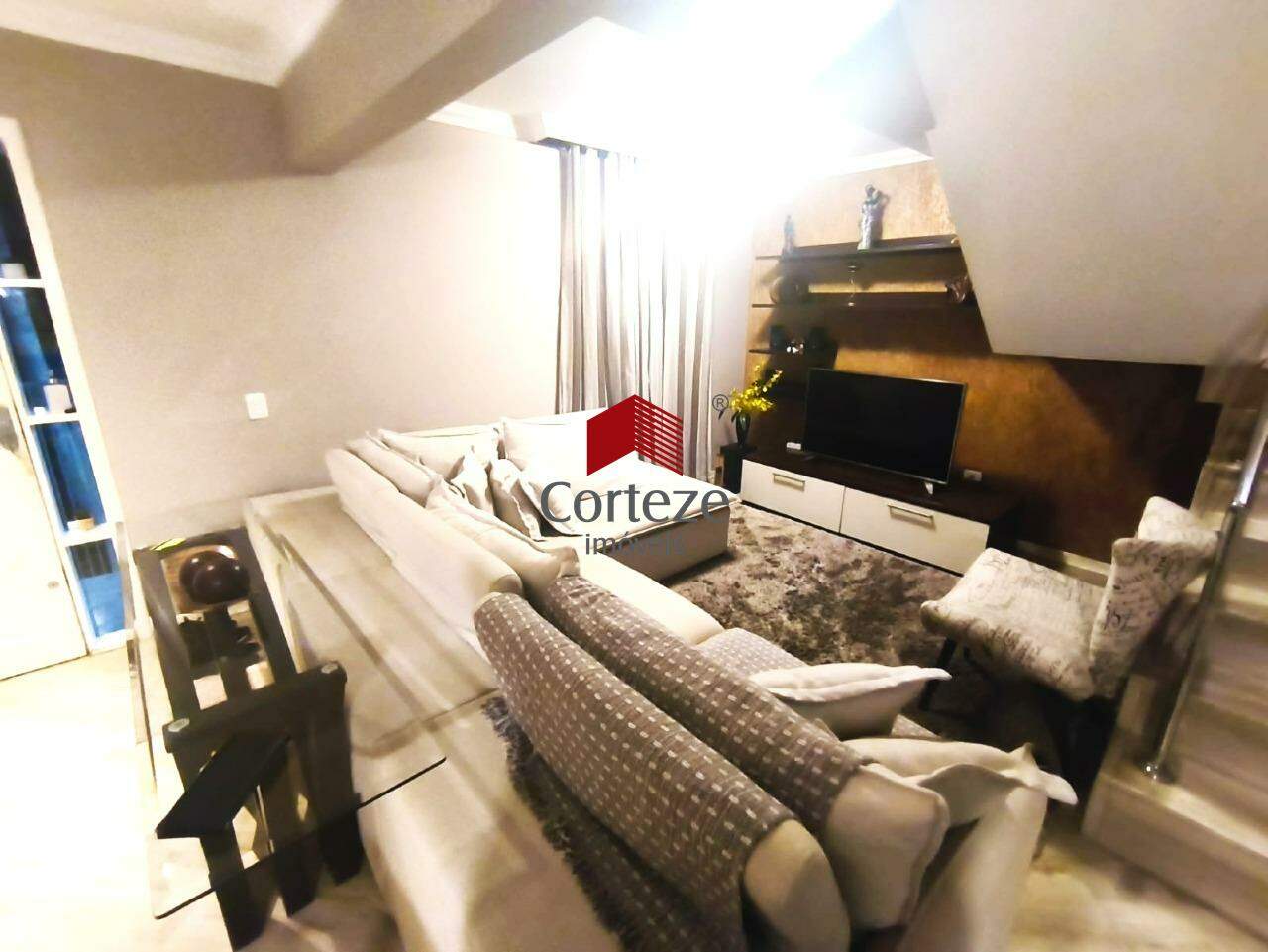 Sobrado para à venda no Cidade Industrial em Curitiba - 21105: Sala