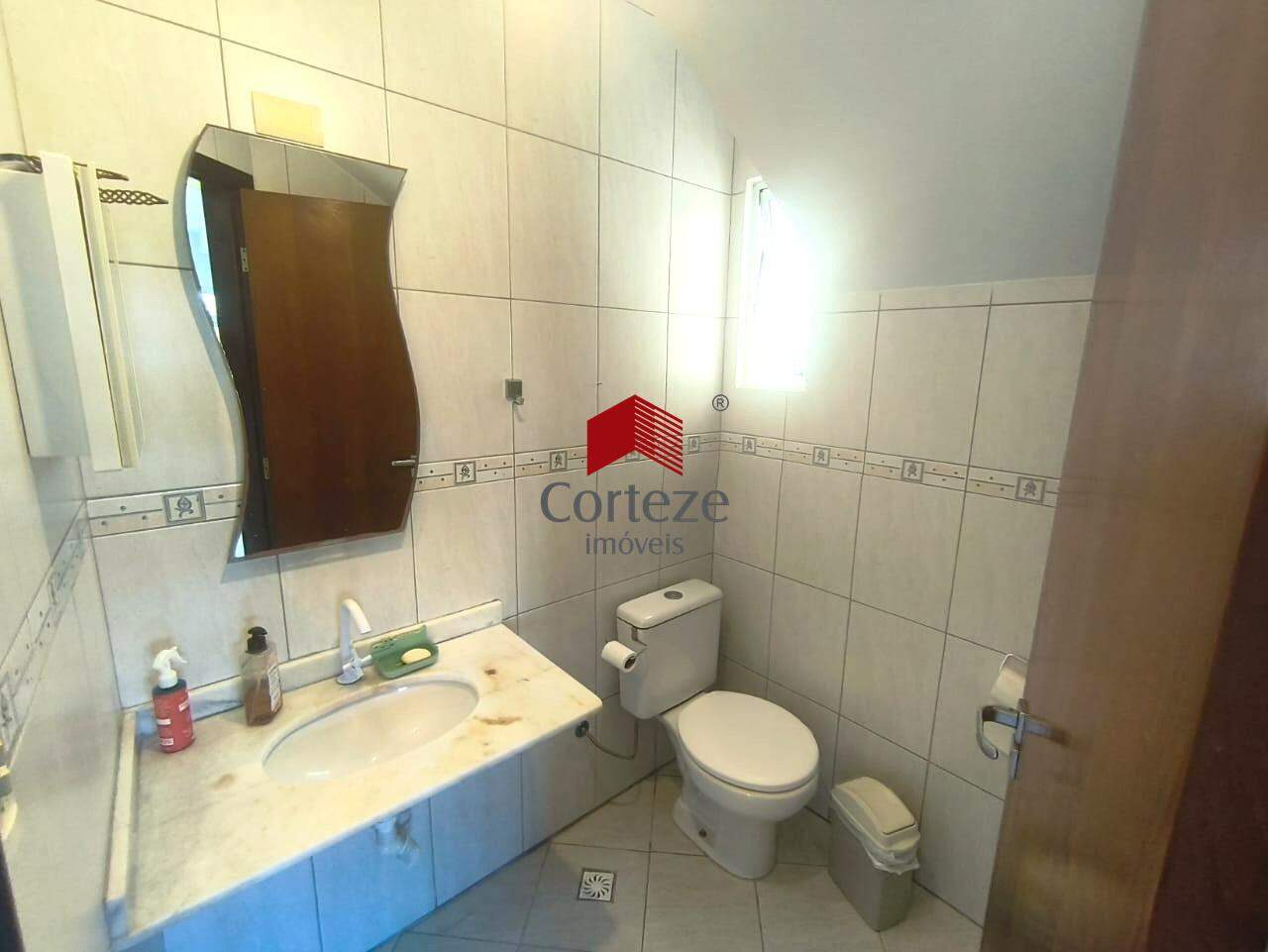 Sobrado para à venda no Boa Vista em Curitiba - 21110: Lavabo