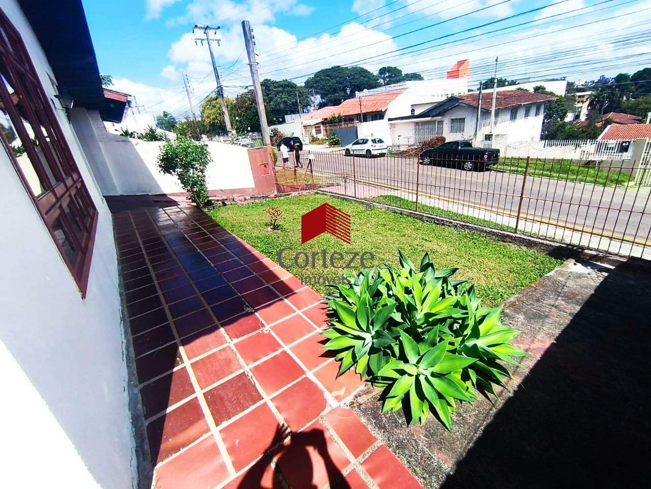 Casa para à venda no Tingui em Curitiba - 21112: Quintal da Frente