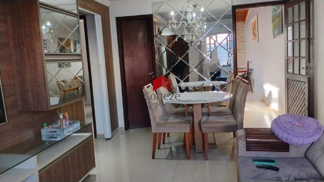 Sobrado em condomínio para à venda no Xaxim em Curitiba - 21118: 