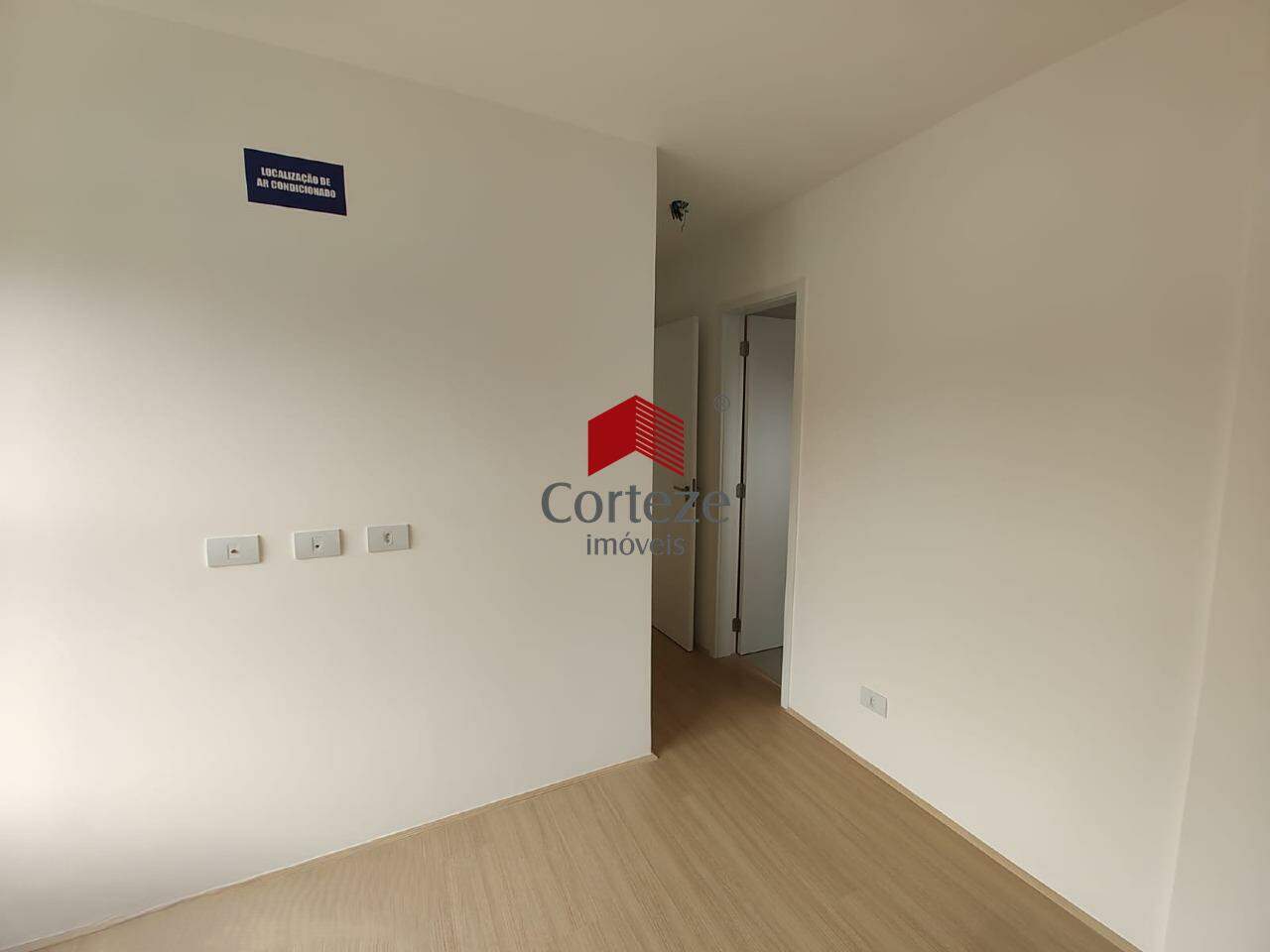 Apartamento para à venda no Capão Raso em Curitiba - 21128: 