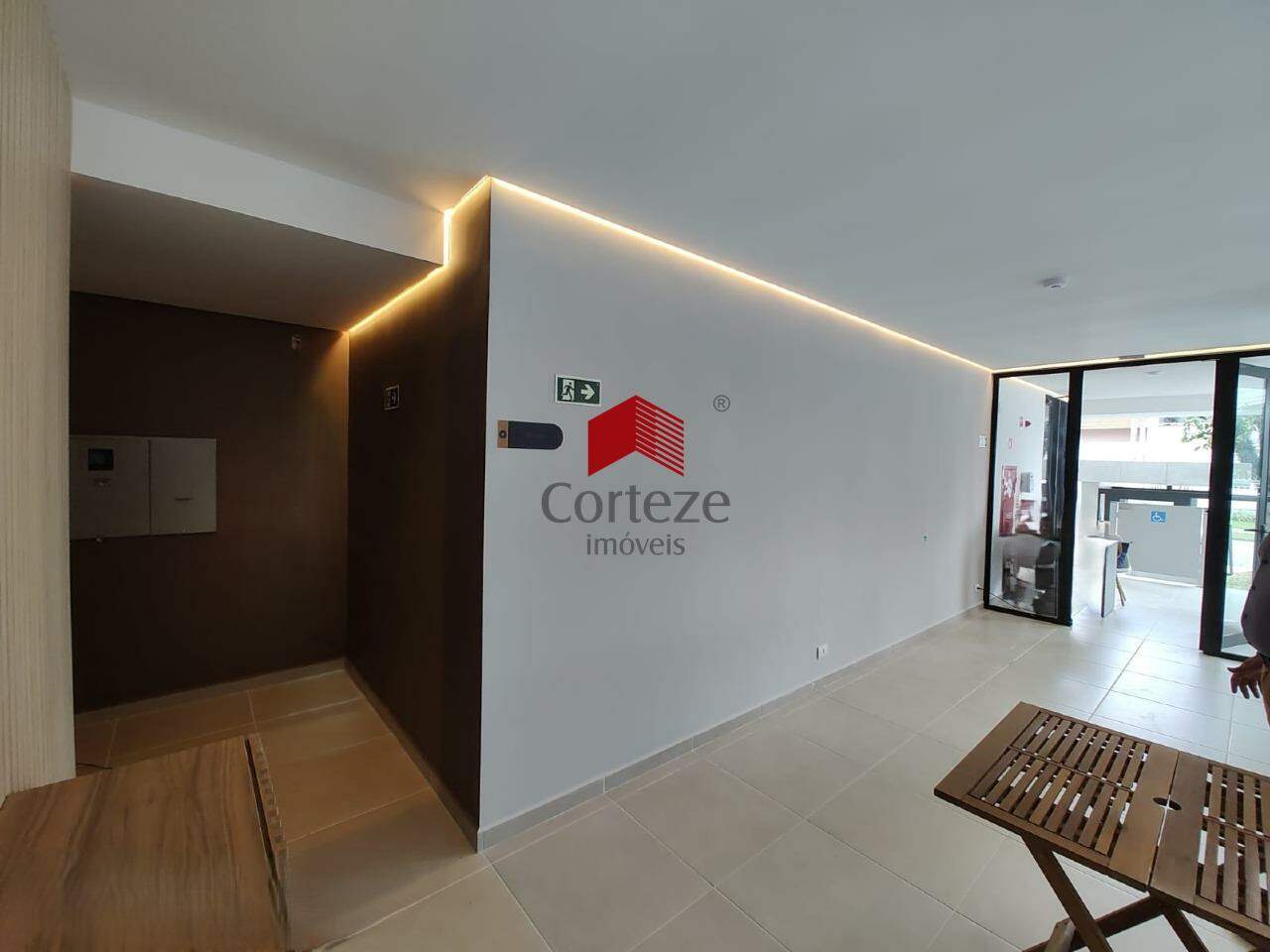 Apartamento para à venda no Capão Raso em Curitiba - 21128: 