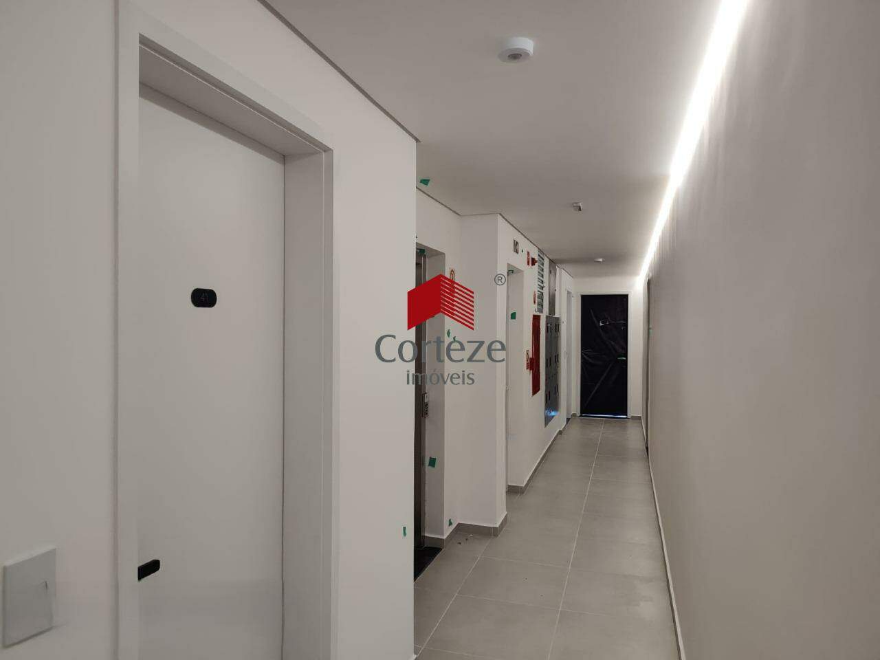 Apartamento para à venda no Capão Raso em Curitiba - 21128: 