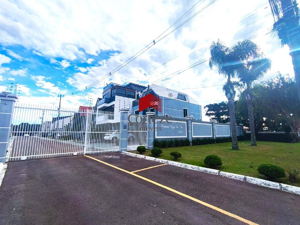 Terreno em condomínio para à venda no Uberaba em Curitiba - 21132: Fachada do Condomínio