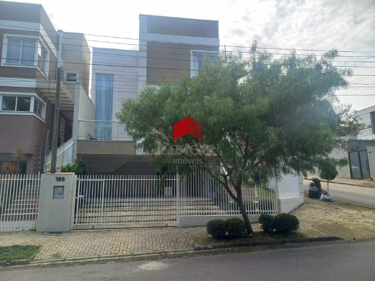 Sobrado para para aluguel no Aristocrata em São José dos Pinhais - 21139: 