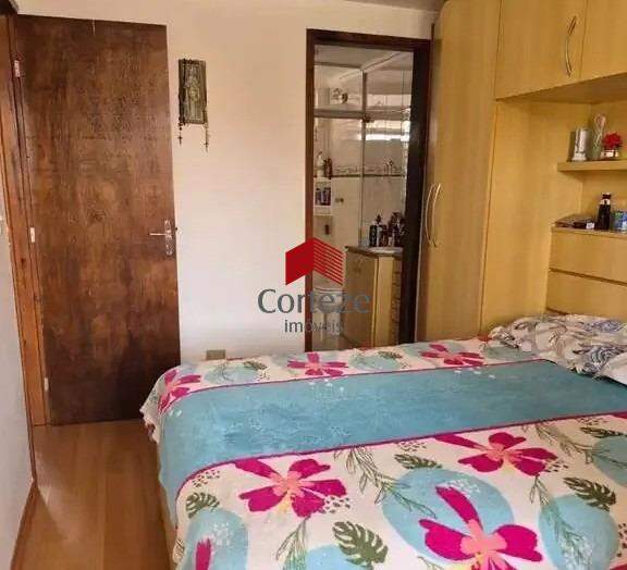 Sobrado para à venda no Cajuru em Curitiba - 21151: 