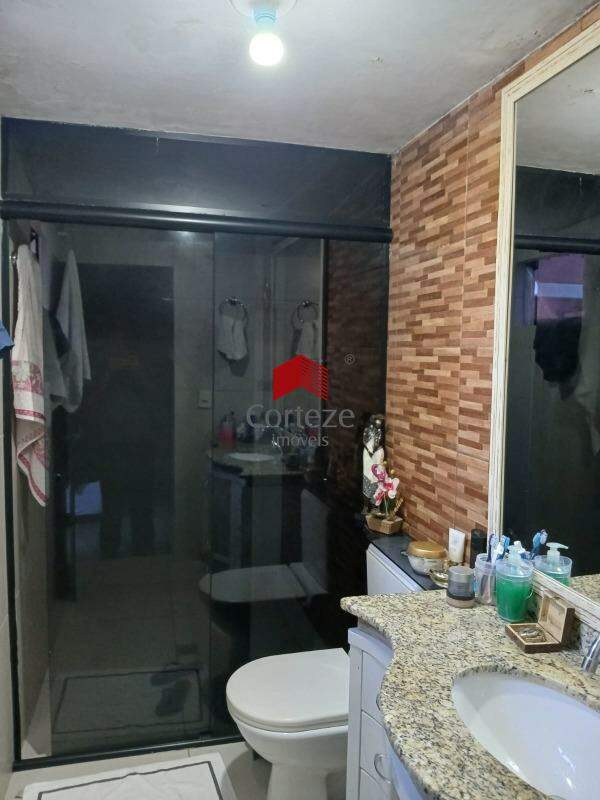 Casa para à venda no Sítio Cercado em Curitiba - 21180: 