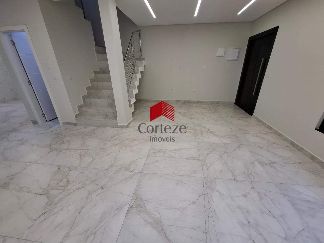 Sobrado para à venda no Portão em Curitiba - 21208: 
