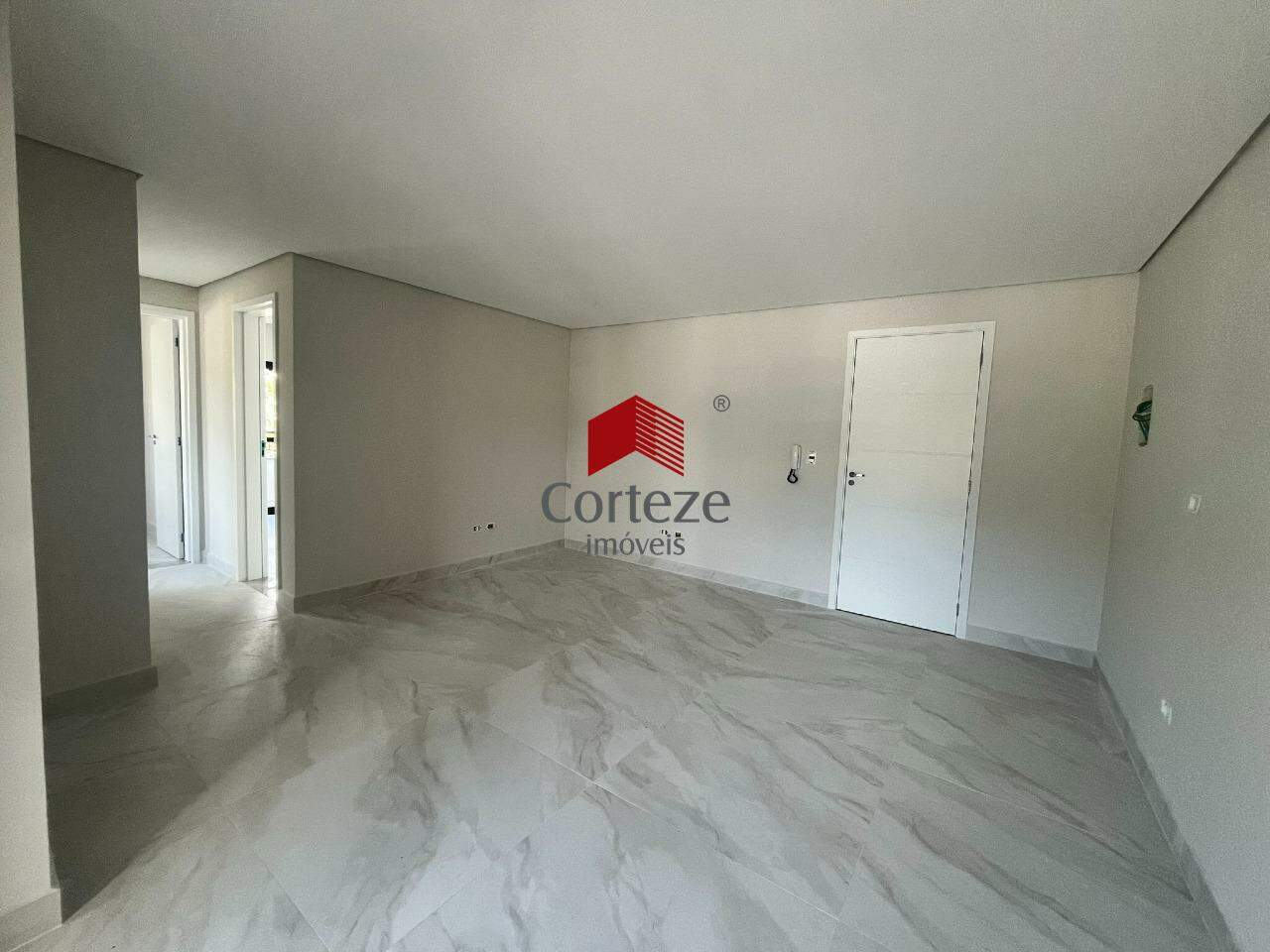 Apartamento para à venda no Boneca do Iguaçu em São José dos Pinhais - 21252: 